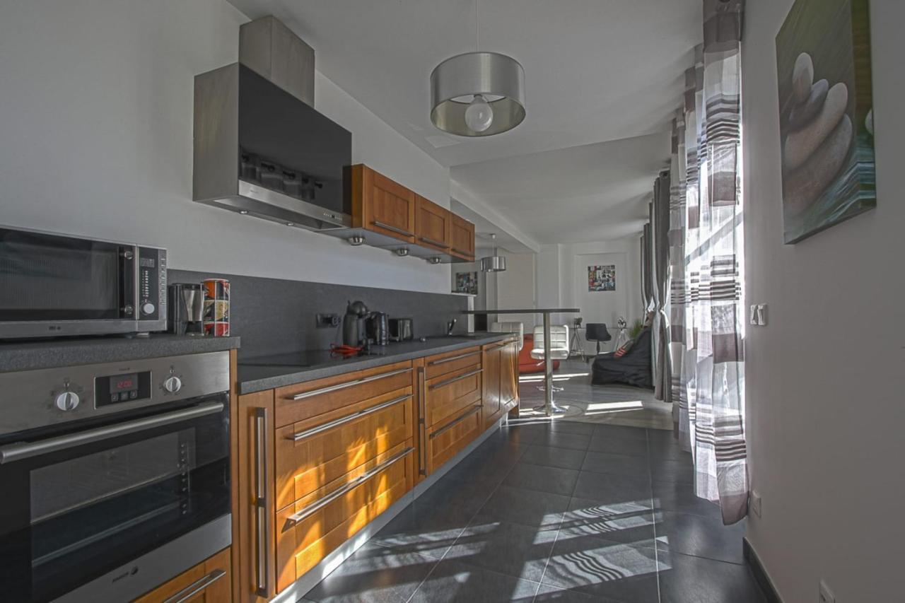 La Promesse Bayeux Free Car Park Apartment Bagian luar foto